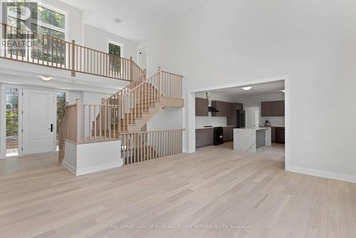 1008 Kingsridge Court, Lake Of Bays, ON - Indoor Photo Showing Other Room