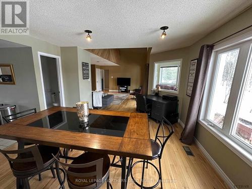 17 Furlong St, Kirkland Lake, ON - Indoor Photo Showing Dining Room