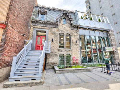 Exterior entrance - B-1420 Rue Du Fort, Montréal (Ville-Marie), QC - Outdoor With Facade