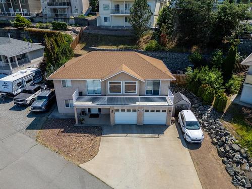 1653 Valleyview Drive, Kamloops, BC - Outdoor With Facade