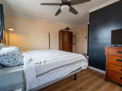 6808 Ashcroft Road, Kamloops, BC - Indoor Photo Showing Bedroom