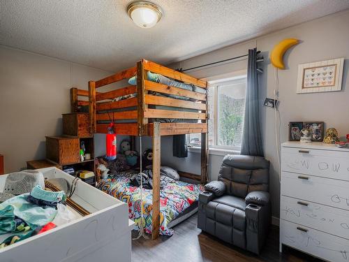 6808 Ashcroft Road, Kamloops, BC - Indoor Photo Showing Bedroom