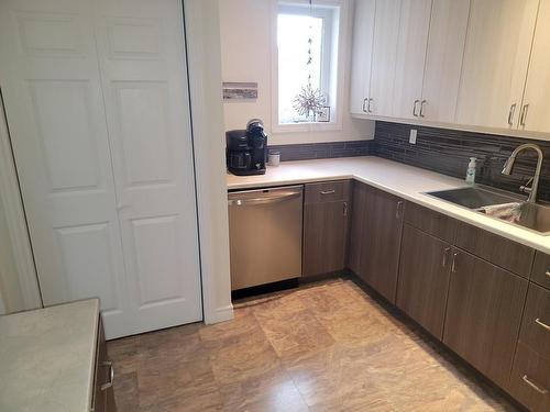 218 Manitoba, Schreiber, ON - Indoor Photo Showing Kitchen