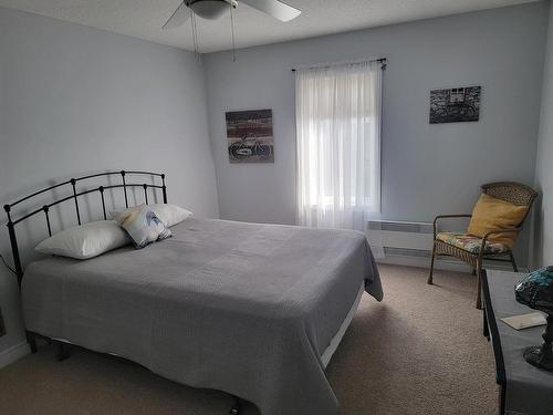 218 Manitoba, Schreiber, ON - Indoor Photo Showing Bedroom