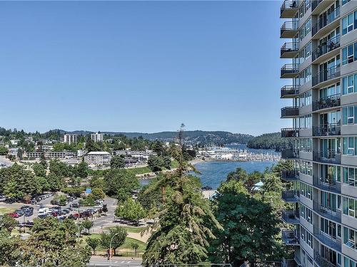 504-10 Chapel St, Nanaimo, BC - Outdoor With Body Of Water With View