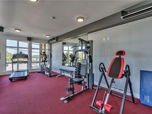 504-10 Chapel St, Nanaimo, BC - Indoor Photo Showing Gym Room