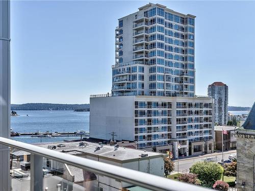 504-10 Chapel St, Nanaimo, BC - Outdoor With Body Of Water With Balcony