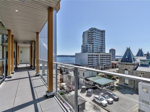 504-10 Chapel St, Nanaimo, BC - Outdoor With Balcony