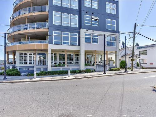 504-10 Chapel St, Nanaimo, BC - Outdoor With Balcony