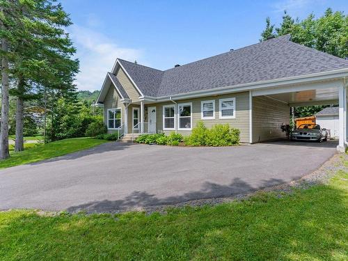 FaÃ§ade - 220 Rue De La Vallée-Du-Golf, Sainte-Adèle, QC - Outdoor With Facade