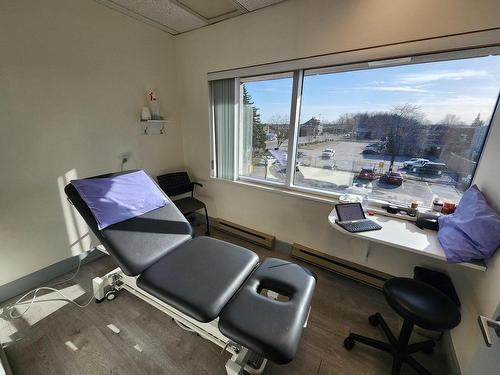 Office - 235-4650 Boul. Des Laurentides, Laval (Vimont), QC - Indoor