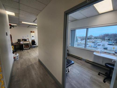 Office - 235-4650 Boul. Des Laurentides, Laval (Vimont), QC - Indoor