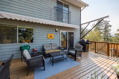 1996 Tomat Avenue, Kelowna, BC - Outdoor With Deck Patio Veranda With Exterior