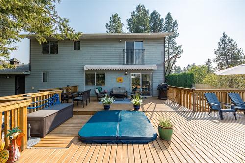 1996 Tomat Avenue, Kelowna, BC - Outdoor With Deck Patio Veranda With Exterior