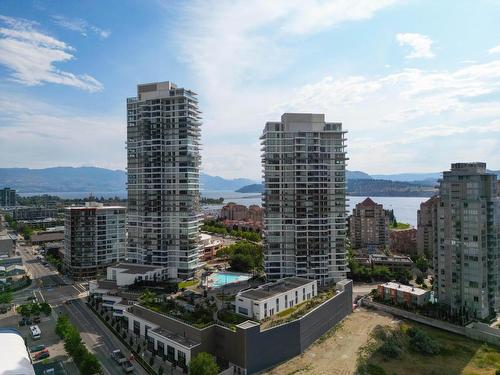 708-1191 Sunset Drive, Kelowna, BC - Outdoor With View