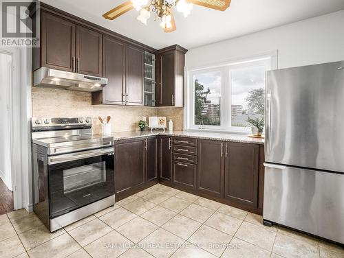 22 De Marco Boulevard, Toronto (Rustic), ON - Indoor Photo Showing Kitchen With Stainless Steel Kitchen With Upgraded Kitchen