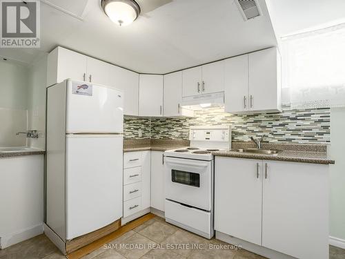 22 De Marco Boulevard, Toronto (Rustic), ON - Indoor Photo Showing Kitchen