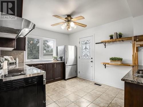 22 De Marco Boulevard, Toronto (Rustic), ON - Indoor Photo Showing Kitchen