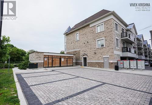 17 - 78 Preston Meadow Avenue, Mississauga (Hurontario), ON - Outdoor