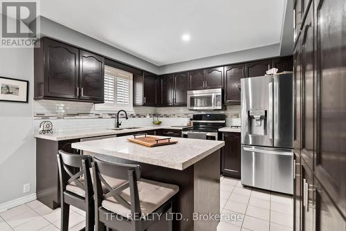 4 Mcivor Street, Whitby (Rolling Acres), ON - Indoor Photo Showing Kitchen