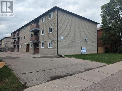 102 - 350 Malaga Road, Oshawa (Stevenson), ON - Outdoor