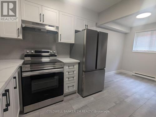 102 - 350 Malaga Road, Oshawa (Stevenson), ON - Indoor Photo Showing Kitchen