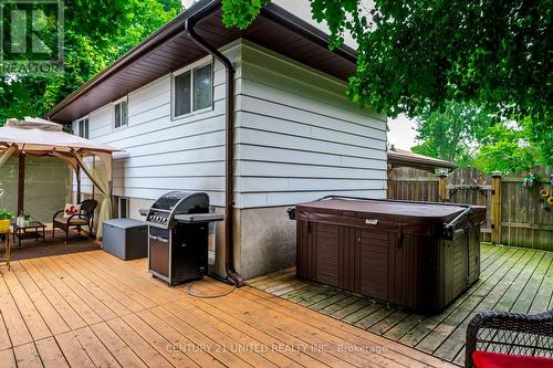 147 Greenhill Drive, Peterborough (Monaghan), ON - Outdoor With Deck Patio Veranda With Exterior