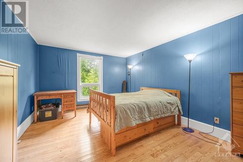 1860 Grey'S Creek Road, Greely, ON - Indoor Photo Showing Bedroom