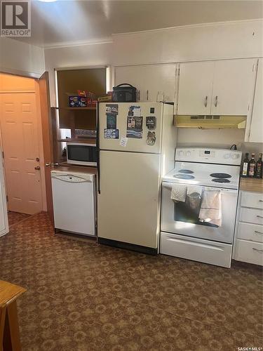 651 Donald Street, Esterhazy, SK - Indoor Photo Showing Kitchen