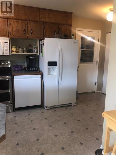 640 2Nd Street Ne, Preeceville, SK - Indoor Photo Showing Kitchen