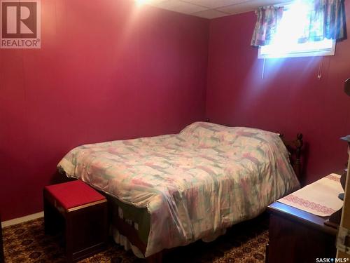 640 2Nd Street Ne, Preeceville, SK - Indoor Photo Showing Bedroom