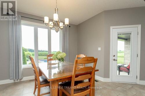 5260 Marion Street, Thames Centre (Dorchester), ON - Indoor Photo Showing Dining Room