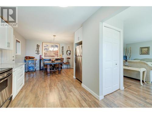 6400 Spencer Road Unit# 34, Kelowna, BC - Indoor Photo Showing Kitchen