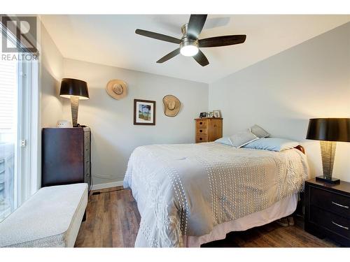 6400 Spencer Road Unit# 34, Kelowna, BC - Indoor Photo Showing Bedroom