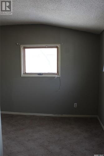 428 3Rd Street W, Shaunavon, SK - Indoor Photo Showing Other Room