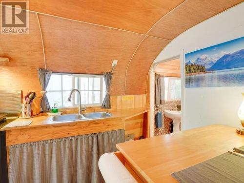 9098 Stager Road, Powell River, BC - Indoor Photo Showing Kitchen With Double Sink