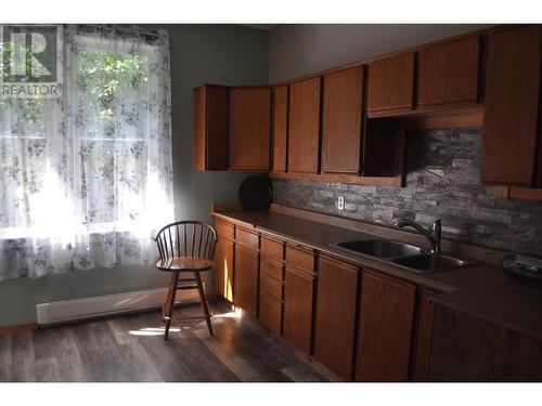 #2280 Shuswap Avenue Lot# B & 12, Lumby, BC - Indoor Photo Showing Kitchen With Double Sink