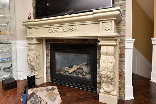 895 Maple Avenue|Unit #634, Burlington, ON - Indoor Photo Showing Living Room With Fireplace