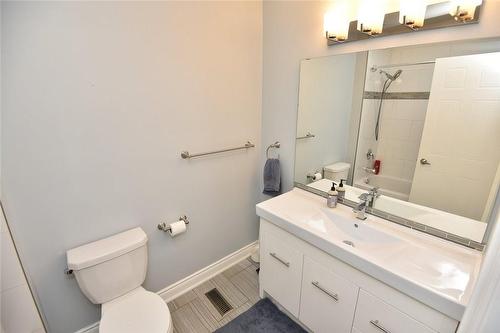 895 Maple Avenue|Unit #634, Burlington, ON - Indoor Photo Showing Bathroom