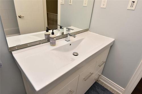 895 Maple Avenue|Unit #634, Burlington, ON - Indoor Photo Showing Bathroom