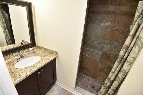 895 Maple Avenue|Unit #634, Burlington, ON - Indoor Photo Showing Bathroom