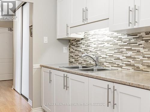 1403 - 61 Richview Road, Toronto (Humber Heights), ON - Indoor Photo Showing Kitchen With Double Sink