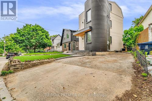 5 Wadsworth Boulevard, Toronto (Weston), ON - Outdoor