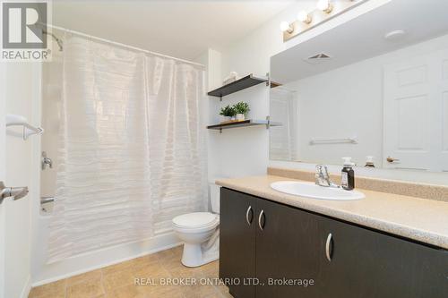 314 - 43 Goodwin Drive, Guelph (Pine Ridge), ON - Indoor Photo Showing Bathroom