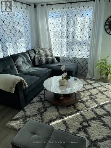 228 - 110 Fergus Avenue, Kitchener, ON - Indoor Photo Showing Living Room