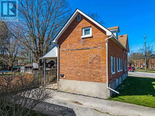 835 11Th Street W, Owen Sound, ON - Outdoor With Exterior