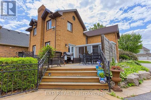 580 Fifty Road, Hamilton (Winona Park), ON - Outdoor With Deck Patio Veranda With Exterior