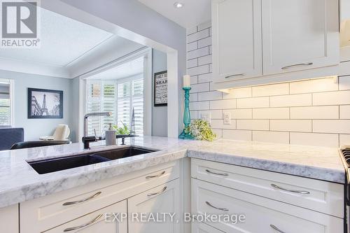 580 Fifty Road, Hamilton, ON - Indoor Photo Showing Kitchen With Double Sink