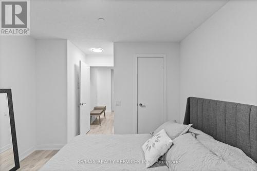 115 - 251 Manitoba Street, Toronto (Mimico), ON - Indoor Photo Showing Bedroom