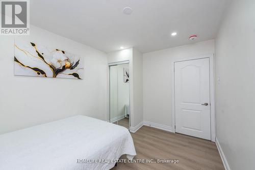 310 Pharmacy Avenue, Toronto (Clairlea-Birchmount), ON - Indoor Photo Showing Bedroom